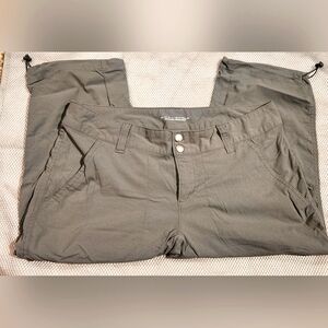 Columbia Womens Crop Hiking Trail Pants Size 8 Army Green Omni Shield Outdoor